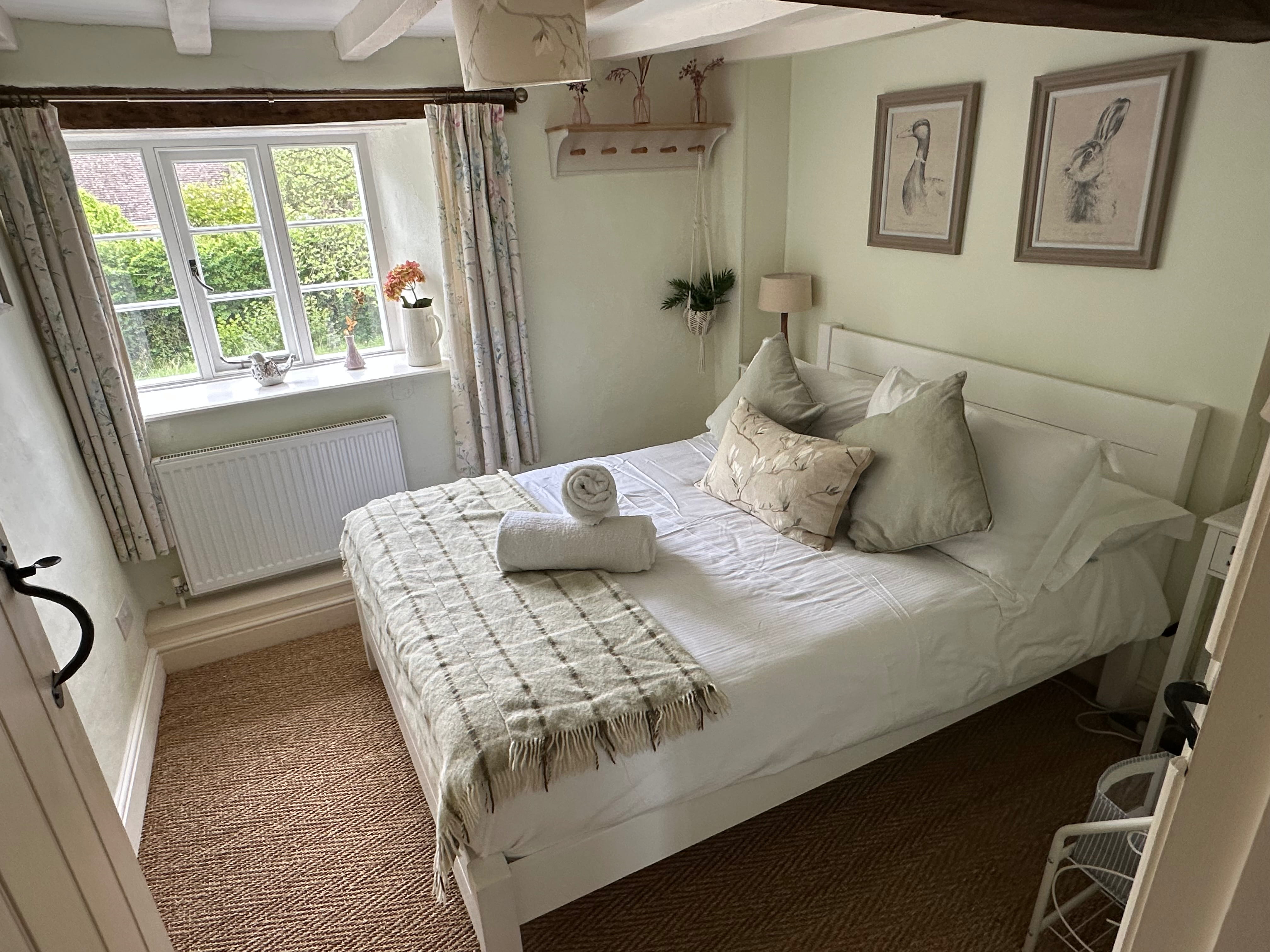 Bedroom two at Glebe Cottage, Bledington