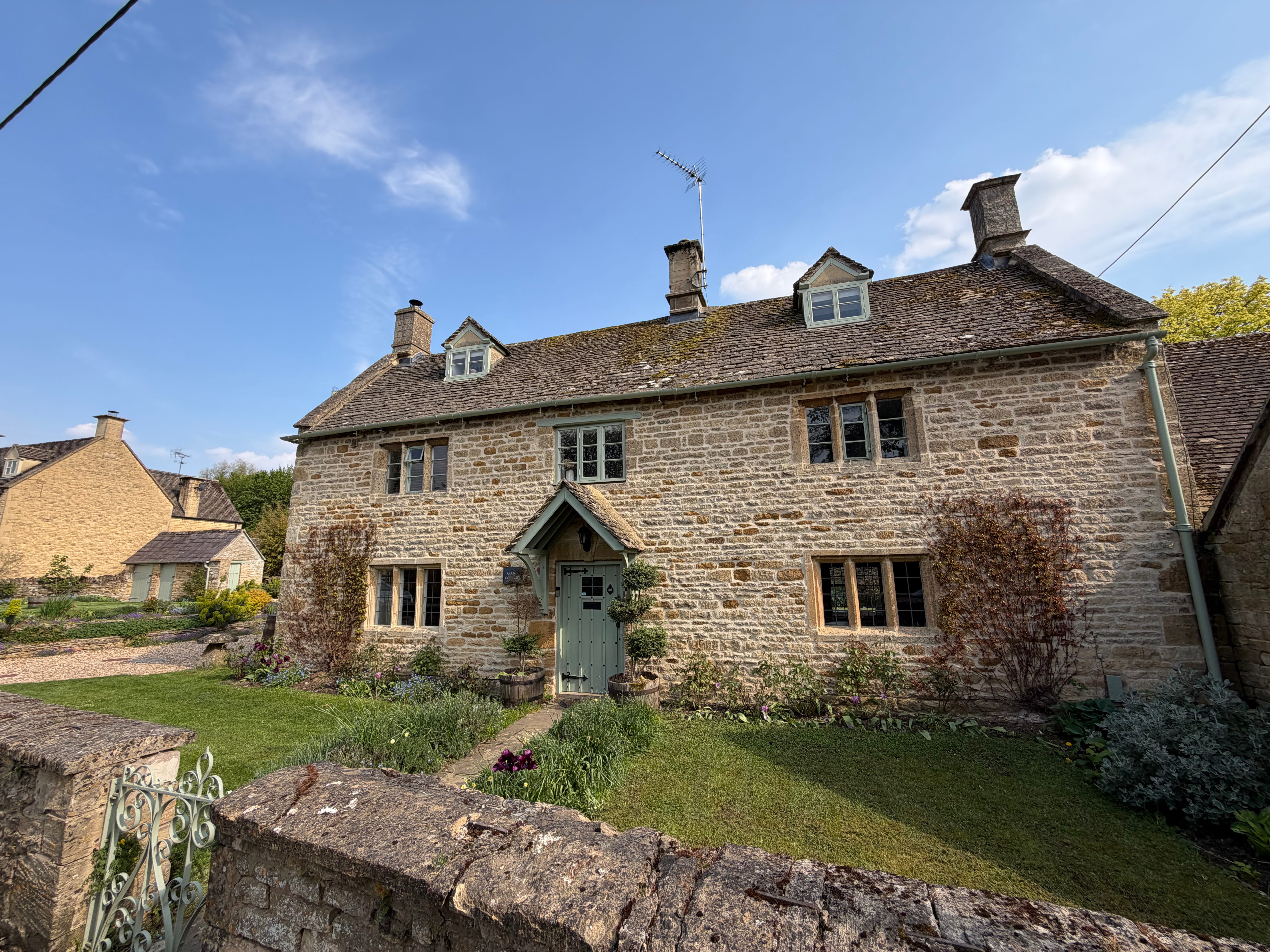 Garden and grounds at Glebe Cottage, Bledington, Oxfordshire, Cotswolds
