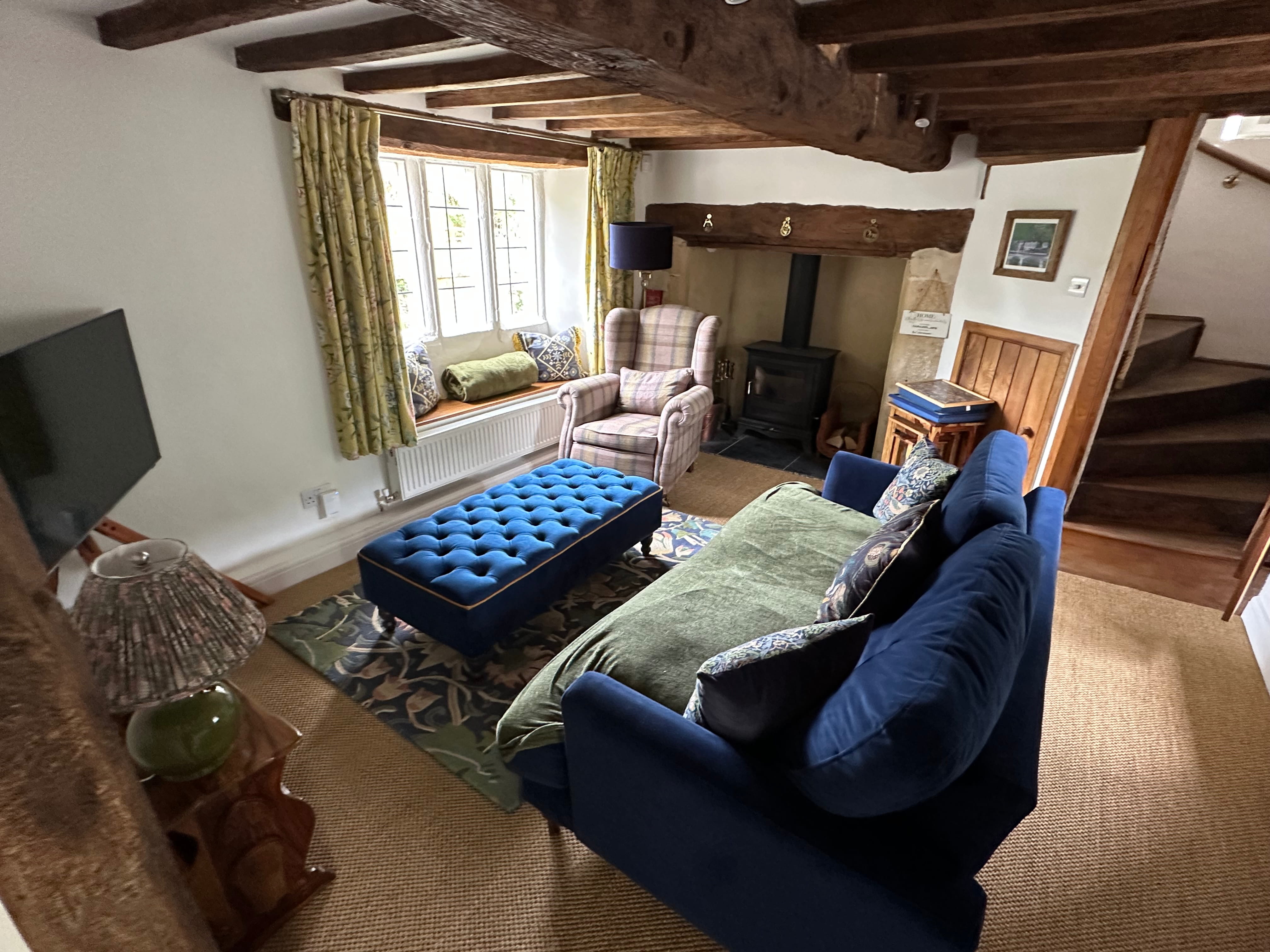 Private garden at Glebe Cottage, Bledington, Cotswolds